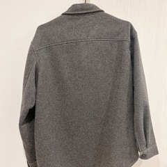 【ユニクロ】オーバーシャツジャケットの画像