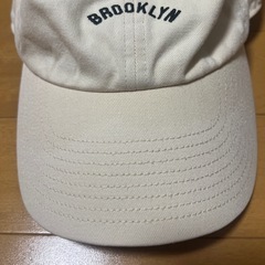 【無料でお譲りします】NEW ERA キャップ アイボリー ※ツバ元に微かな汚れ有 古着 美品 即日受け渡し可能の画像