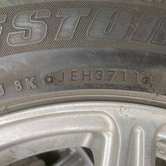 プリウス用アルミホイール（スタッドレスタイヤ付）の画像