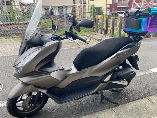 令和5年式 PCX160