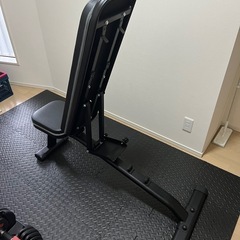 LEADING EDGE トレーニングベンチ（可変式 ）
の画像