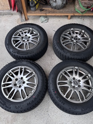 15インチスタッドレス付き