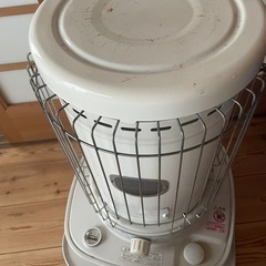石油ストーブ　コロナ製
の画像