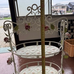 美品！❗️花柄　棚シェルフの画像
