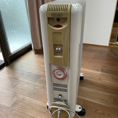 デロンギ　オイルヒーターの画像