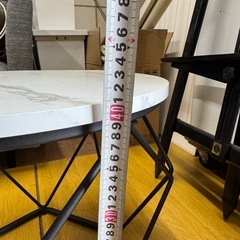 美品！❗️サイドテーブルの画像