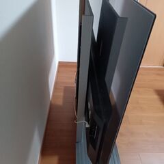 合計価格23万を8万で譲ります　65型有機ELテレビ、スタンド付きの画像