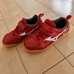 サッカー　フットサルシューズの画像