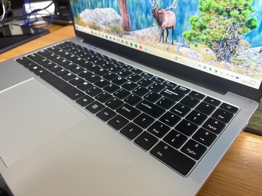 ノートパソコン Windows11 25H2 CPU Celeron N4000 メモリ8GB SSD256GB Office 2021 本体使用時間約80時間