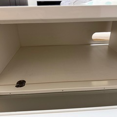テレビボード　
白の画像