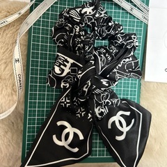 Chanelノベルティ、シュシュリボン付きの画像