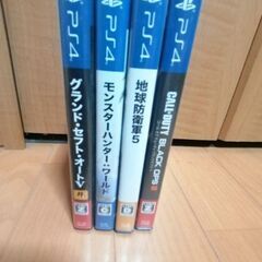 プレステ PS4 本体 500GB CUH-2100A B01＋ソフト4本の画像