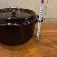 STAUB  ストウブ　ピコ　ココット　ラウンド 26㎝　オーベルジン　の画像