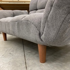 【kj195】美品 人気 ニトリ コンパクトソファ グレー色 ポケットコイル  検)一人暮らし　ファミリー　冷蔵庫　洗濯機　オフィス　事務　テーブル　ラック　収納　家具　ソファ ダイニング 食器棚 キッチンの画像