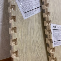 【新品】大判60✖️60サイズ　ジョイントマット　8枚　ビックサイズ
の画像