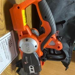 電動チェンソーの画像