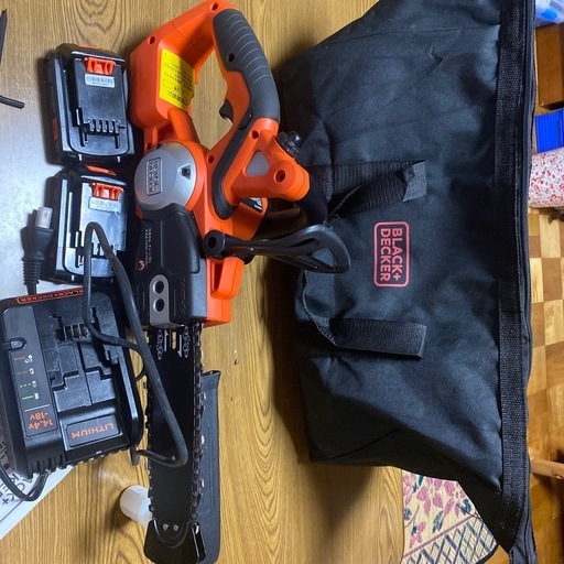 電動チェンソー