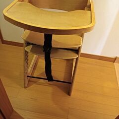 カトージ木製ハイチェアの画像