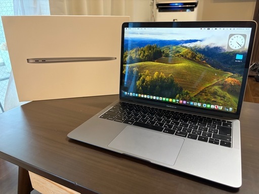 【美品/箱付き
】Apple MacBook Air 13インチ 2019年モデル (Retina, 128GB)