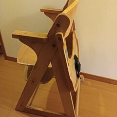 カトージ木製ハイチェアの画像