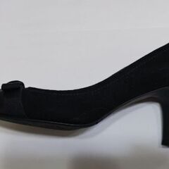 22.5cm DIANA 黒 パンプス スウェードの画像