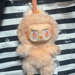 ラブブ　正規品の画像