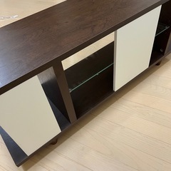 ガラス付き　テレビ台の画像