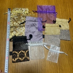 アクセサリーが入っていた袋　大小8枚の画像