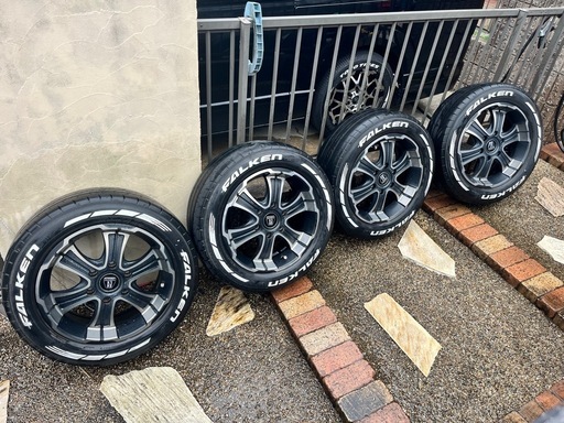 ?✨大幅値下げ✨? FLEX専用色マットブラッククリア   バルベロ　１７インチリム深！　ハイエース、レジアスエース