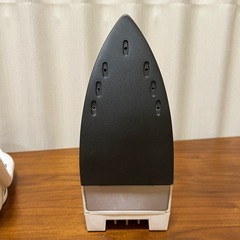 日立　コードレススチームアイロンの画像