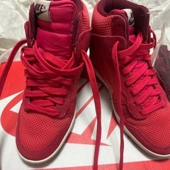 NIKE インヒール23センチの画像