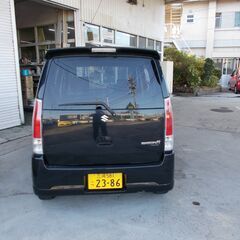 中古車 H19年式 スズキ SUZUKI ワゴンR DA63T 黒 AC,AT　売ります。外装状態悪いのでジャンク扱いでお願いします。の画像