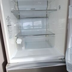 リサイクルショップどりーむ天保山店　No.4129　冷蔵庫　東芝　2013年製　426L　お手頃価格で販売中(≧▽≦)の画像