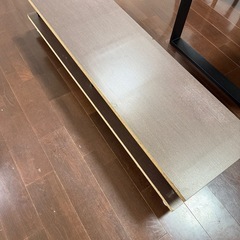 テレビボードの画像