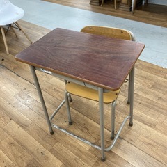 S284 ⭐ ネコス 学習机+椅子セット レトロ 159～172cm 幅60cm USEDの画像