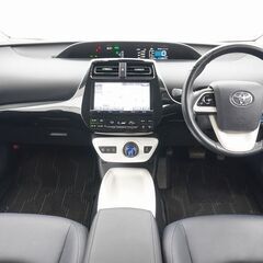 ✨🎉【車を買うなら今が超チャンス！】🎉✨ オトロン岐阜店イチオシ！大人気の『トヨタ プリウス 　Ａ　ツーリングセレクション』登場🎊最大10万円がお得🎊 期間限定キャンペーン実施中！の画像