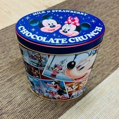 ディズニー菓子空き缶(2缶)、買い物袋(3枚)の画像