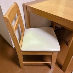 ダイニングセット　テーブル　椅子2脚の画像