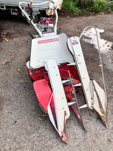 バインダー　2条刈　稲刈り機　ホンダ　TB60