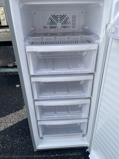 北九州市内配送無料　保証付き NR-FZ120B 冷凍庫 シャイニングシルバー [121L /1ドア /右開きタイプ]