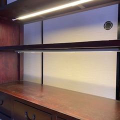 古道具風照明付き棚　　の画像