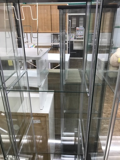 ジャングルジャングル貝塚店　ショーケース　ガラス　飾り棚　コレクションケース　貝塚市　二色浜　リサイクルショップ