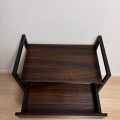 木製収納ワゴンの画像