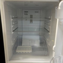 2ドア冷蔵庫の画像