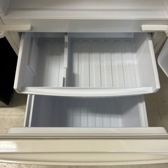 2ドア冷蔵庫の画像