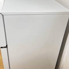 ハイセンス 小型 冷蔵庫 幅48.1cm 93L ホワイト (HR-B95A)の画像