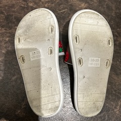 イチゴサンダルの画像