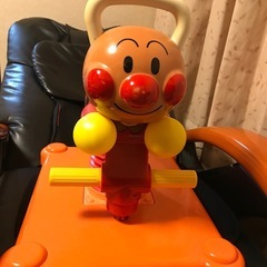 アンパンマンとテントの画像