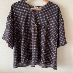 【美品】ネイビー ドット柄 七分袖 レディース トップス Sの画像