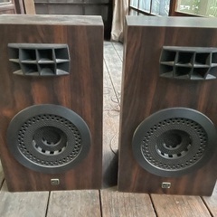 レコードプレイヤー、スピーカーセットの画像